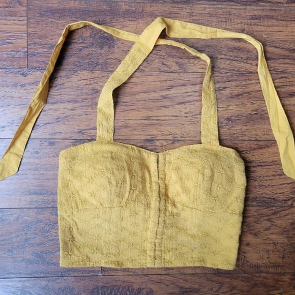 ellow Crop Hook-and-Eye Front Halter Top EUC Summer Spring - Picture 4 of 4